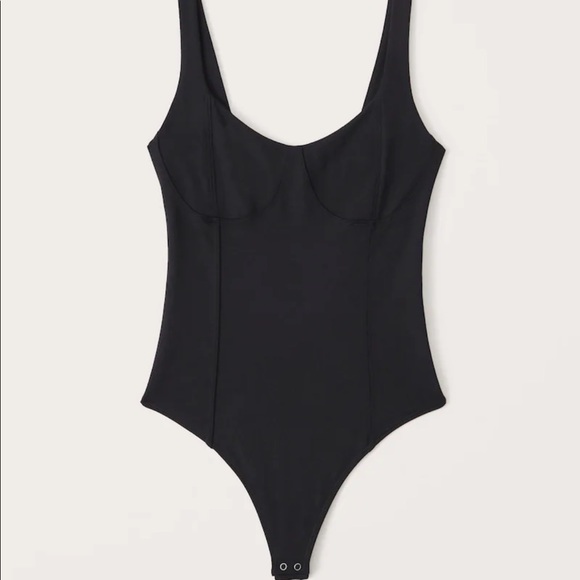 A&F Spagetti strap bodysuit - Picture 2 of 5
